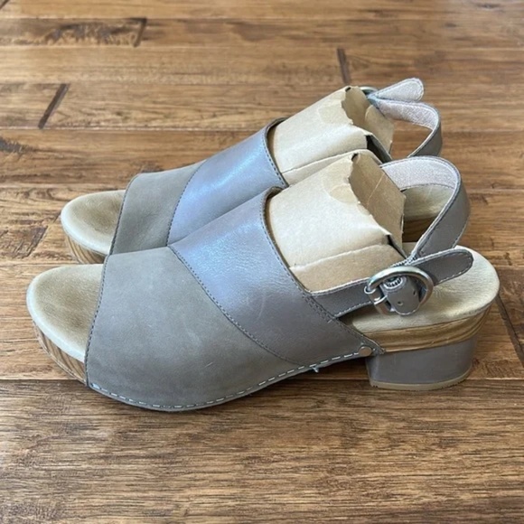Dansko Madalyn Slingback Sandals Gray Leather Comfort Block Heels Size 39 - Picture 5 of 12